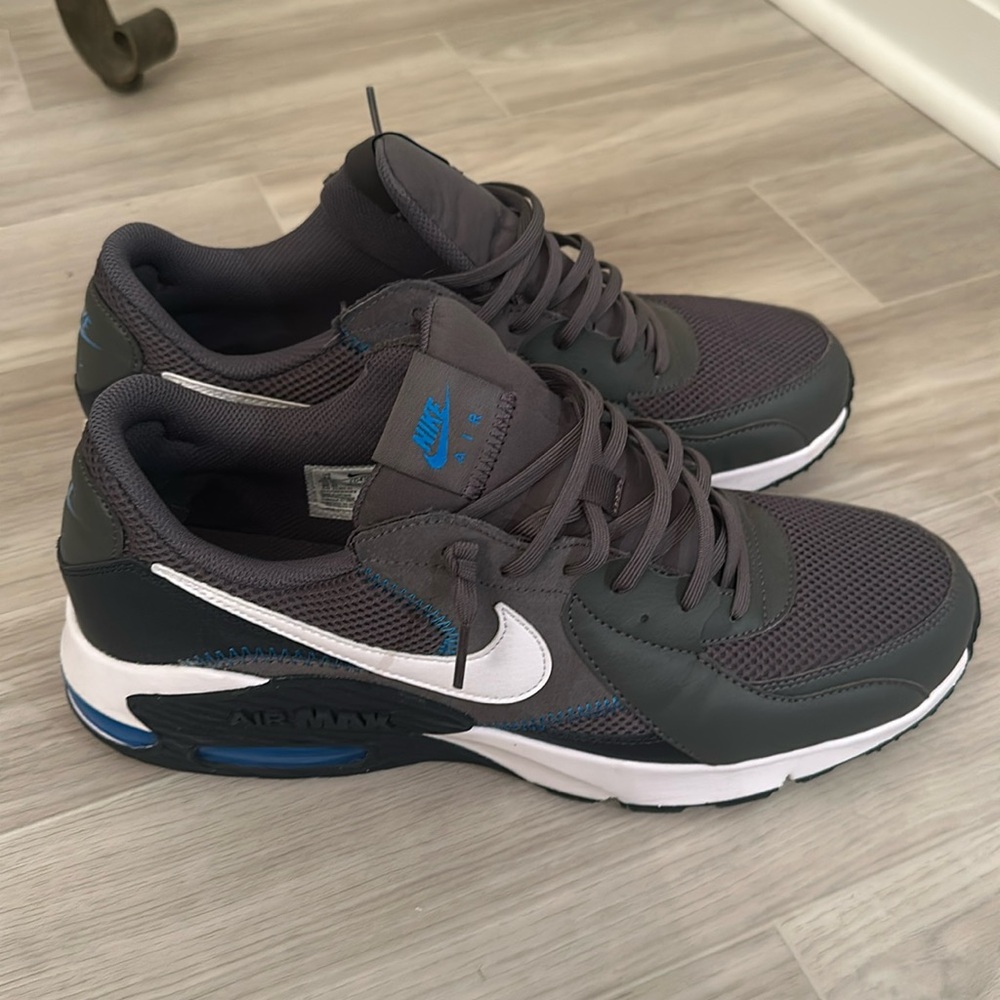 Nike Blue and Gray Athletic Shoes with Cushioned Support